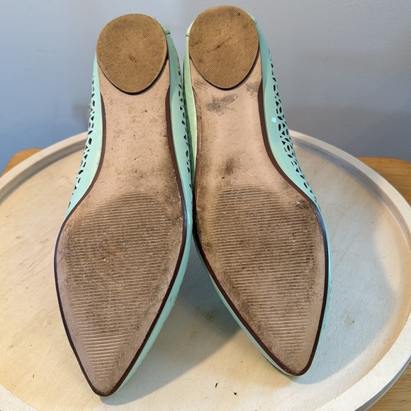 Just Fab Shanny Pointy Toe Flats - Picture 7 of 8